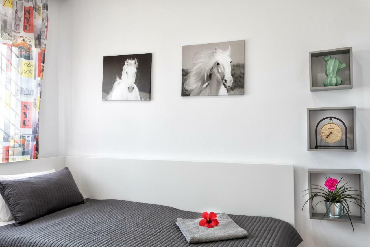 Costa Maresme Apartment Santa Susanna Exterior photo